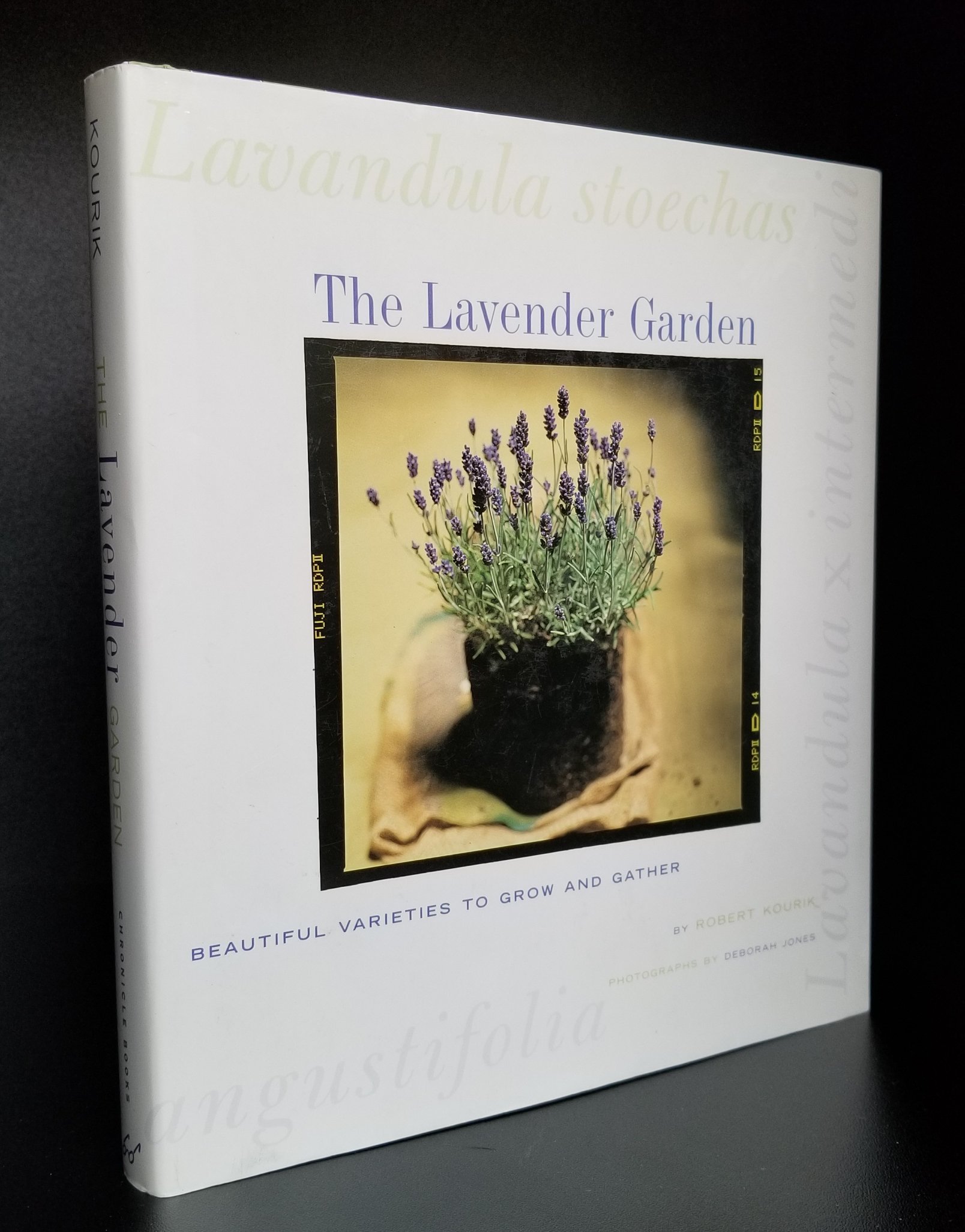 Image for The Lavender Garden. Beautiful Varieties to Grow and Gather.